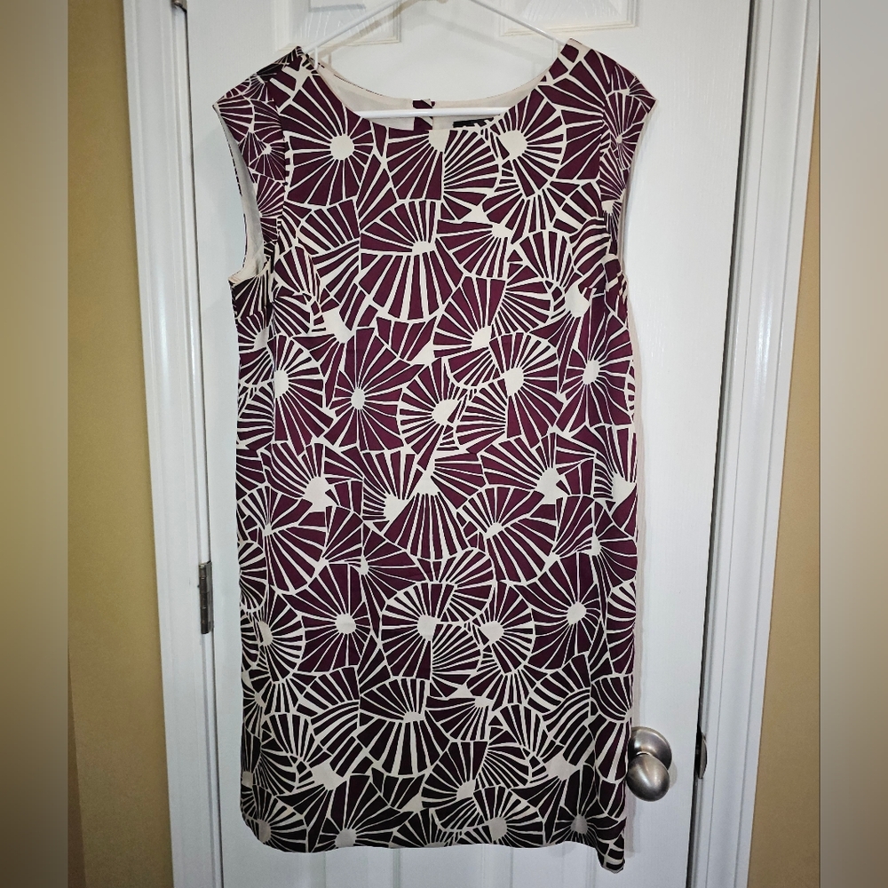 The Limited Burgundy Patterned Shift Dress (Size Medium)